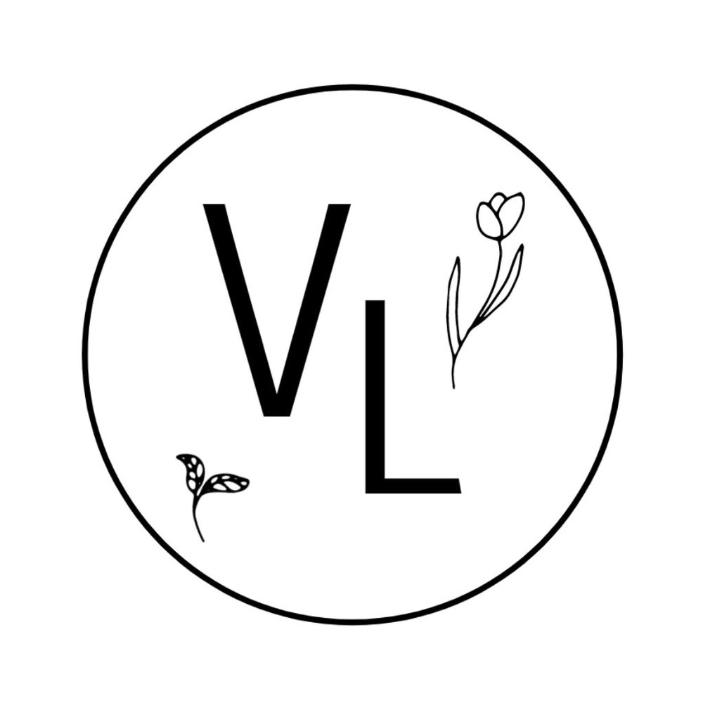 Hi We're Vintagelookss!